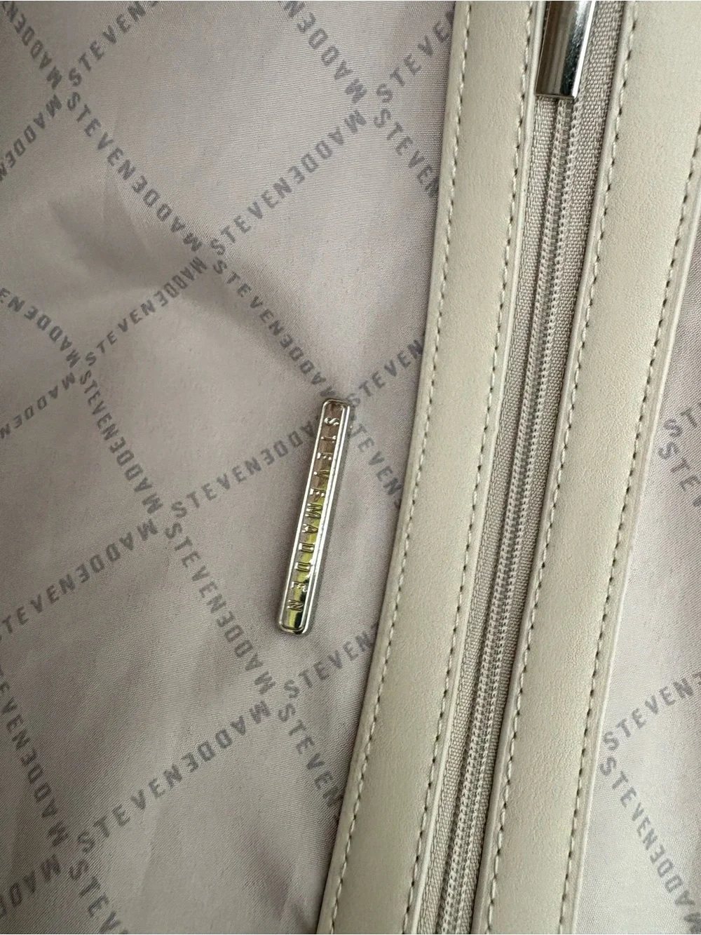 Steve Madden Bright yellow full Zip Tote or travel bag